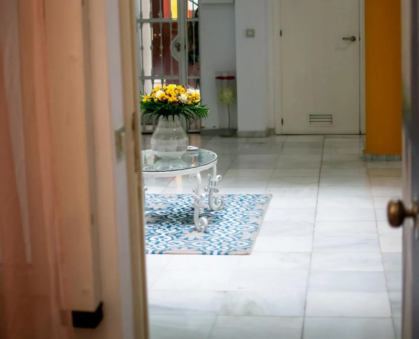 מלון סביליה Un Patio En Santa Cruz 2*,  ספרד